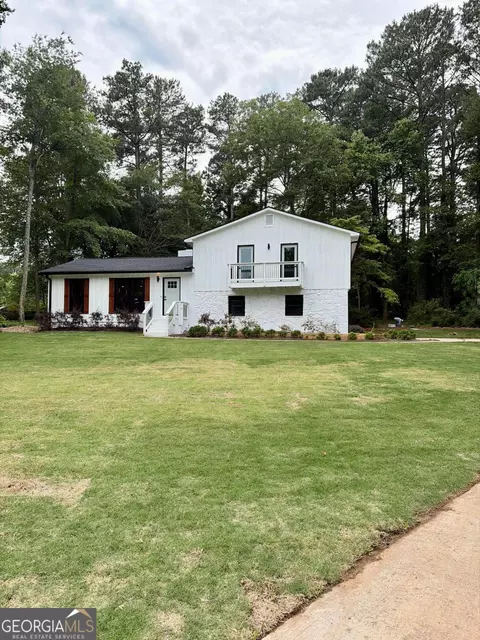 3515 Creek Ct, Marietta, GA 30062