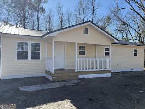 925 Anncliff St, Millen, GA 30442