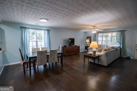 Living - 153 Alice Walker Dr, Athens, GA 30607 photo 1 of 2