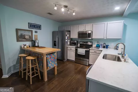 Kitchen - 153 Alice Walker Dr, Athens, GA 30607 photo 2 of 4