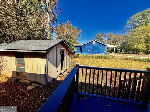 Exterior - 6205 Fieldcrest Dr, Morrow, GA 30260 photo 6 of 9