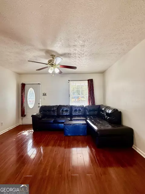Living - 6205 Fieldcrest Dr, Morrow, GA 30260 photo 1 of 2
