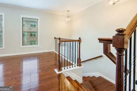 Living - 620 Sunset Park Dr, Suwanee, GA 30024 photo 1 of 4