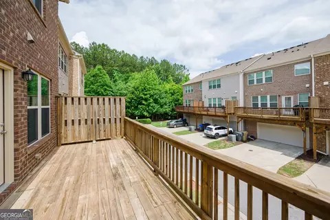 Exterior - 620 Sunset Park Dr, Suwanee, GA 30024 photo 3 of 6