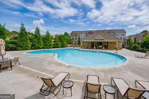Exterior - 620 Sunset Park Dr, Suwanee, GA 30024 photo 6 of 6