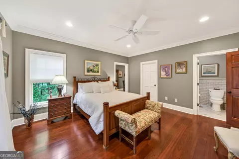 Bedroom - 795 Chenocetah Dr, Cornelia, GA 30531 photo 10 of 11