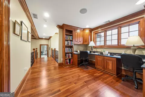 Entry Way - 795 Chenocetah Dr, Cornelia, GA 30531 photo 4 of 4