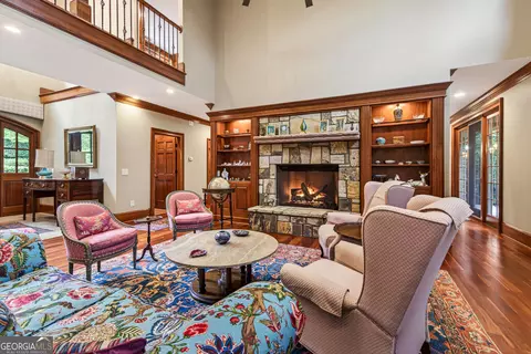 Living - 795 Chenocetah Dr, Cornelia, GA 30531 photo 3 of 10
