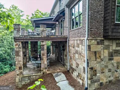 Exterior - 795 Chenocetah Dr, Cornelia, GA 30531 photo 9 of 18
