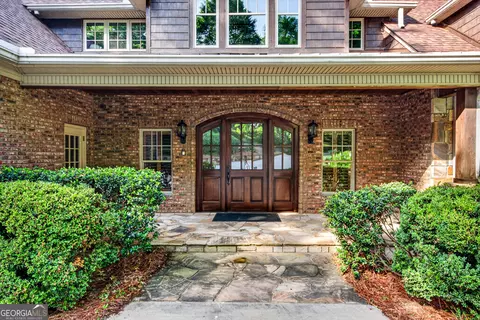 Exterior - 795 Chenocetah Dr, Cornelia, GA 30531 photo 3 of 18