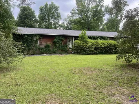 5516 Janeru Cir, Macon, GA 31216