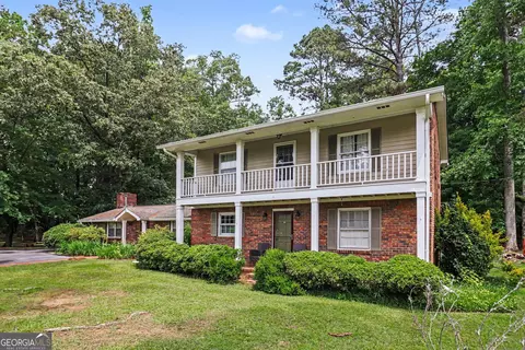 525 Lawshe Rd, Senoia, GA 30276