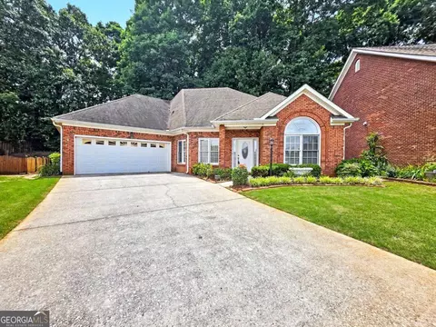 2340 Stockton Walk Ln, Snellville, GA 30078