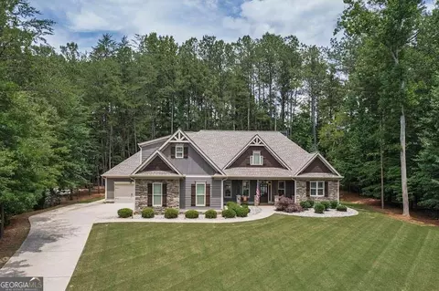 497 Oak Forest Dr, Dawsonville, GA 30534