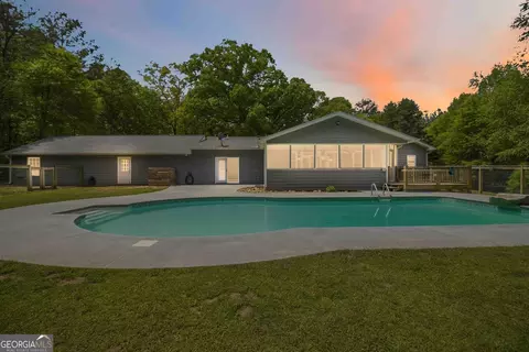 4930 H D Atha Rd, Covington, GA 30014