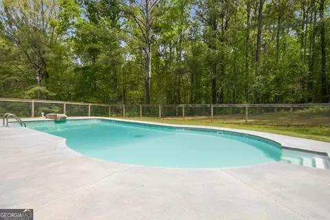Exterior - 4930 H D Atha Rd, Covington, GA 30014 photo 9 of 16
