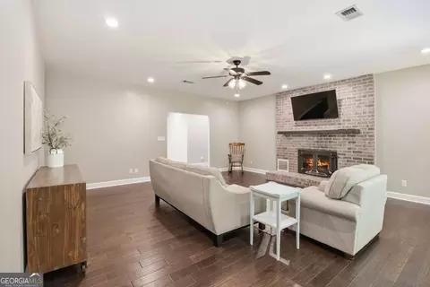 Living - 4930 H D Atha Rd, Covington, GA 30014 photo 1 of 4