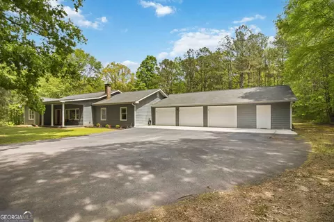 Exterior - 4930 H D Atha Rd, Covington, GA 30014 photo 4 of 16