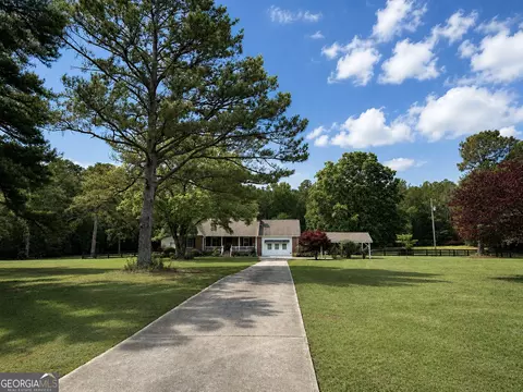 191 Rebecca Cir, Griffin, GA 30224
