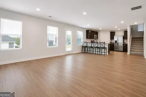 Living - 1129 Bluecoat Cir, Hampton, GA 30228 photo 1 of 3