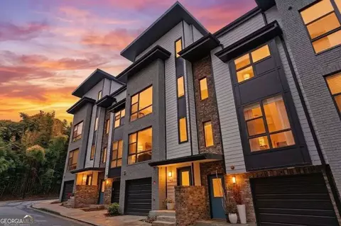 962 Moda Dr, Atlanta, GA 30316