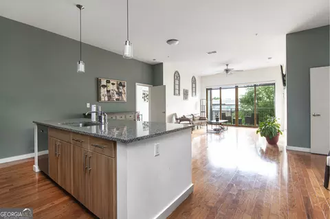 333 SW Nelson St, Atlanta, GA 30313