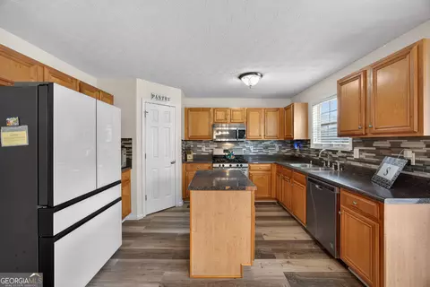 Kitchen - 85 Middleton Dr, Covington, GA 30016 photo 1 of 3