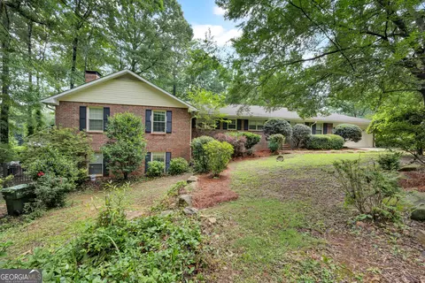 250 Country Lane Rd, Fayetteville, GA 30214