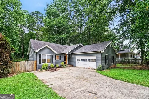 597 Cedarcrest Rd, Dallas, GA 30132