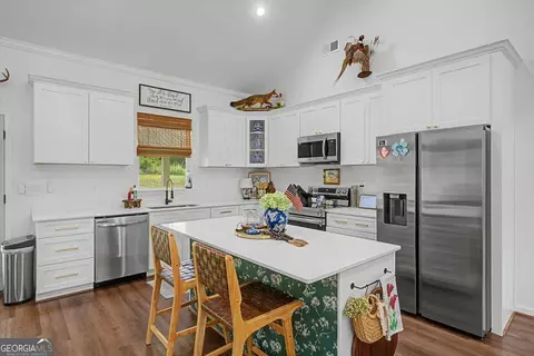 Kitchen - 91 Holly Rd, Bowdon, GA 30108 photo 1 of 4