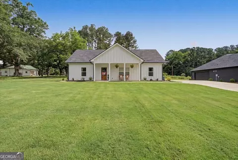 Exterior - 91 Holly Rd, Bowdon, GA 30108 photo 6 of 17