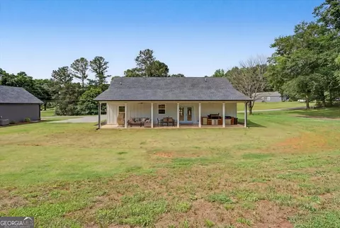 Exterior - 91 Holly Rd, Bowdon, GA 30108 photo 4 of 17