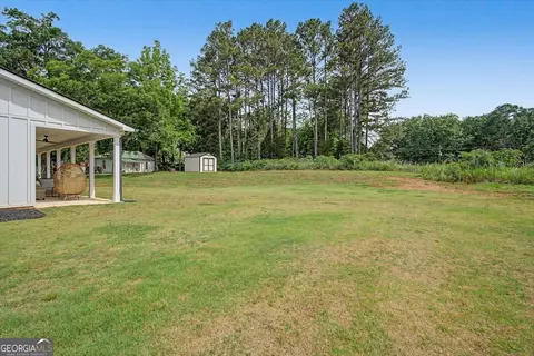 Exterior - 91 Holly Rd, Bowdon, GA 30108 photo 13 of 17