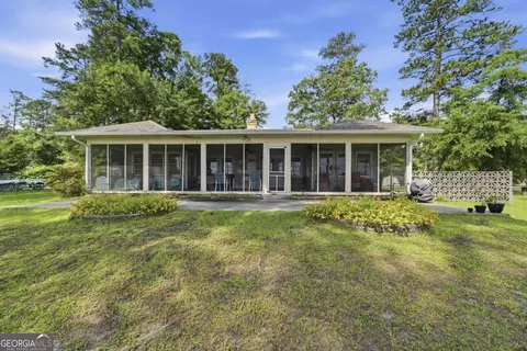 148 Wildwood Ln NE, Milledgeville, GA 31061