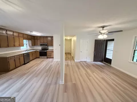Entry Way - 185 Roberts Rd, Covington, GA 30016 photo 1 of 1