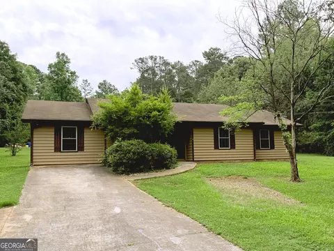 Exterior - 185 Roberts Rd, Covington, GA 30016 photo 2 of 9