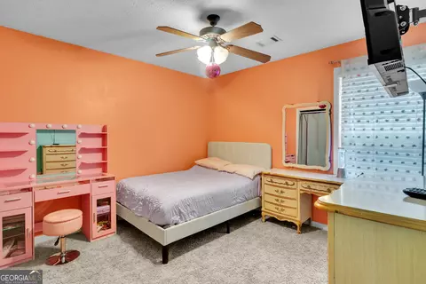Bedroom - 149 Marina Cir, Jackson, GA 30233 photo 4 of 6