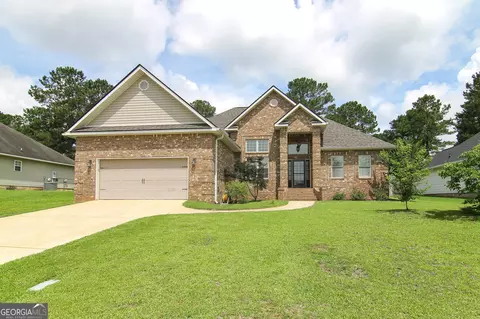 508 Amberley Ct, Kathleen, GA 31047