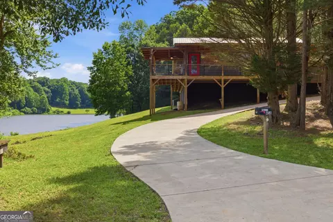 456 Oak Springs Rd, Clarkesville, GA 30523