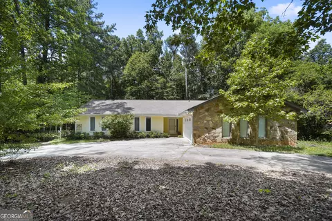 281 Northgate Trce, Roswell, GA 30075