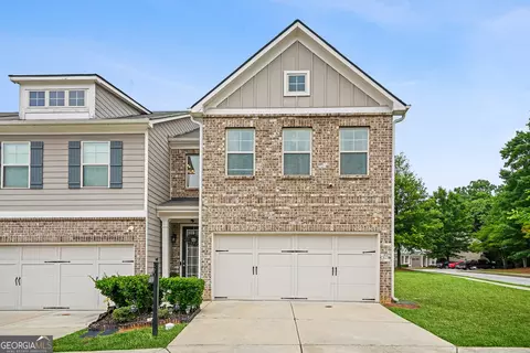 5888 Radford Loop, Fairburn, GA 30213