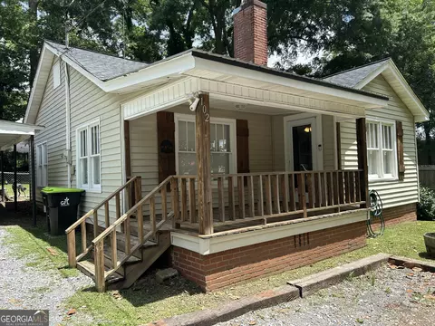 102 W Fairmount Ave, Cedartown, GA 30125