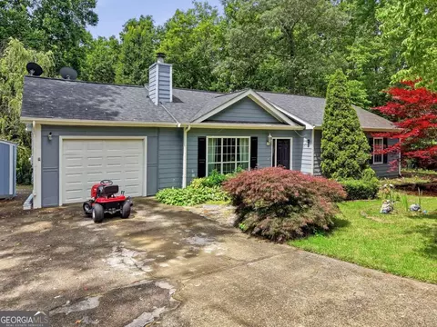 75 Spring Ridge Dr, Dawsonville, GA 30534