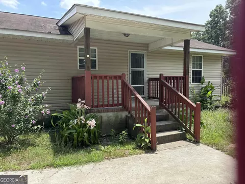 Exterior - 431 2nd St, Thomson, GA 30824 photo 3 of 4