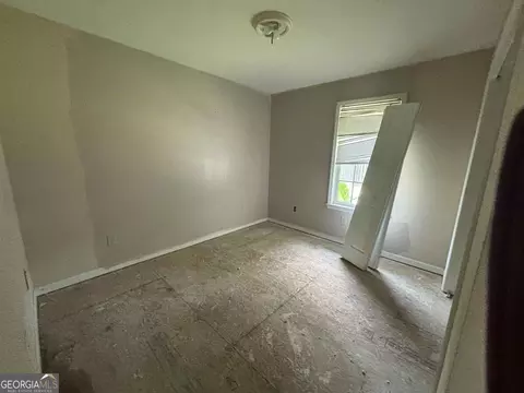 Bedroom - 431 2nd St, Thomson, GA 30824 photo 3 of 6