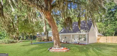 Exterior - 539 Pine Ave, Midway, GA 31320 photo 1 of 4