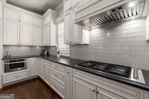 Kitchen - 4228 Westriver Park, Duluth, GA 30096 photo 4 of 4