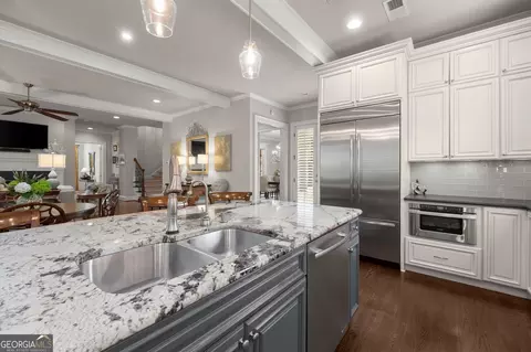 Kitchen - 4228 Westriver Park, Duluth, GA 30096 photo 3 of 4