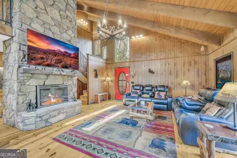 243 Ridge Rd, Helen, GA 30545