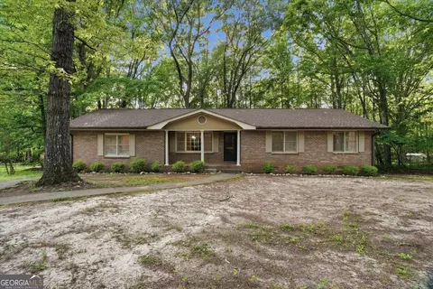 129 Diane Dr, Griffin, GA 30223